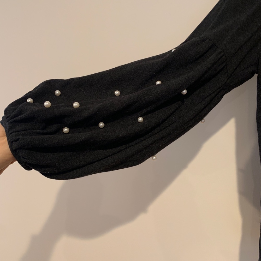 Zara Basic Black Button Down Top Pearl Sleeves S - image 3